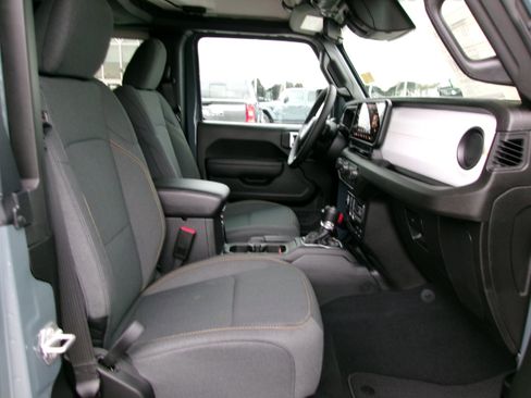 New 2026 Jeep Wrangler Sport AWD/4WD image 18