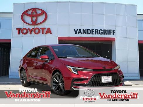 Used 2026 Toyota Corolla SE FWD image 1