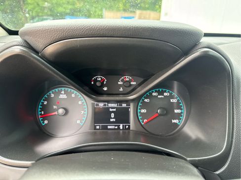 Used 2022 Chevrolet Colorado LT w/ LT Convenience Package AWD/4WD image 24