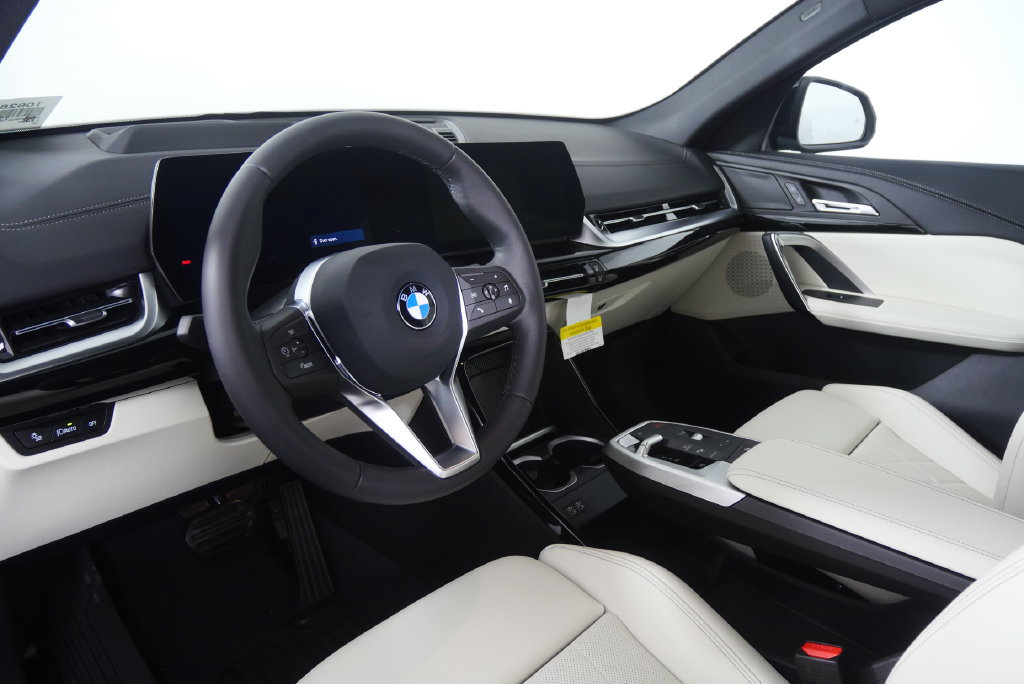Certified 2026 BMW X2 xDrive28i w/ Technology Package AWD/4WD image 12