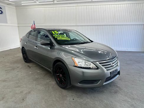 Used 2015 Nissan Sentra S image 3