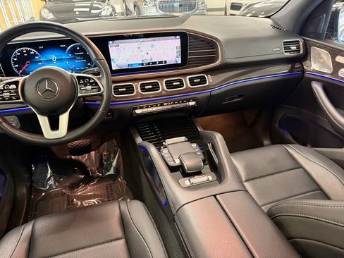 Used 2020 Mercedes-Benz GLS 450 4MATIC image 39