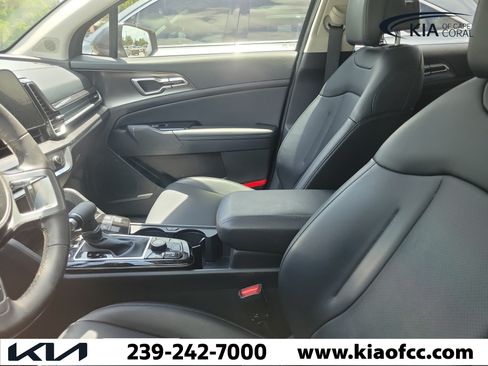 Certified 2023 Kia Sportage EX FWD image 8