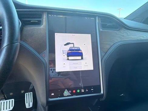 Used 2020 Tesla Model X Performance AWD/4WD image 27