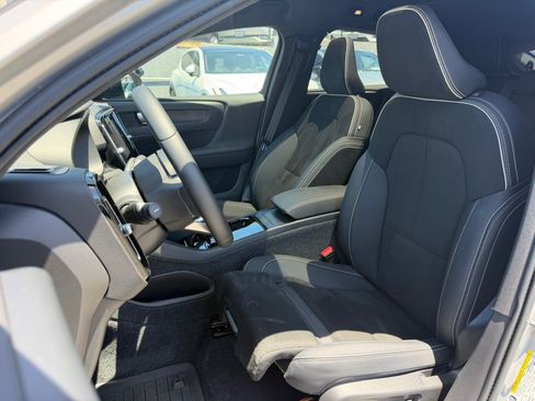 Used 2023 Volvo C40 P8 Recharge Plus w/ Protection Package Premier AWD/4WD image 16