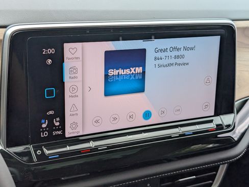 Used 2026 Volkswagen Atlas SE w/ Panoramic Sunroof Package FWD image 33