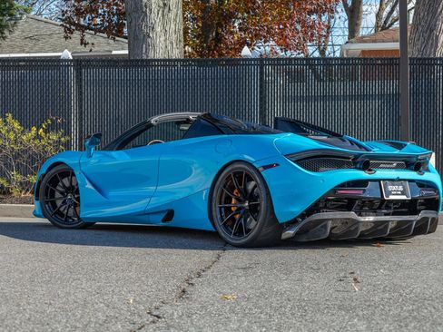 Used 2022 McLaren 720S Spider image 38