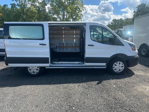 Used 2025 Ford Transit 250 Low Roof w/ Exterior Upgrade Package RWD image 3