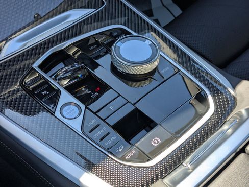 New 2026 BMW X5 M60i w/ Executive Package image 26