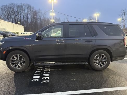 Used 2023 Chevrolet Tahoe Z71 w/ Z71 Off-Road Package image 5
