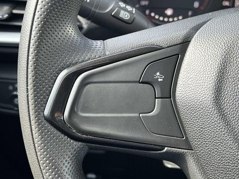 Used 2021 Chevrolet TrailBlazer LS AWD/4WD image 22
