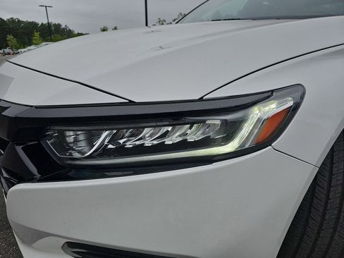 Used 2019 Honda Accord Sport image 32