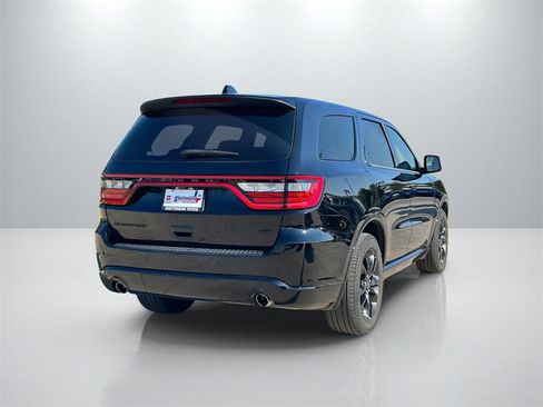 Used 2022 Dodge Durango GT image 4