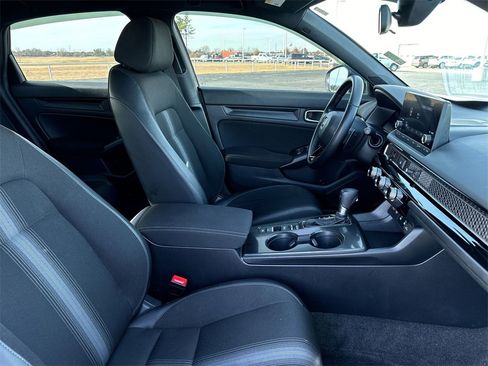 Used 2025 Honda Civic Sport image 23