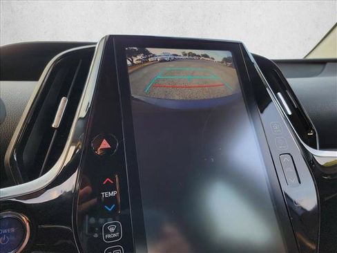 Used 2017 Toyota Prius Prime Advanced FWD image 17