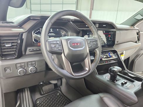 Used 2026 GMC Sierra 1500 AT4 w/ AT4 Premium Package AWD/4WD image 18