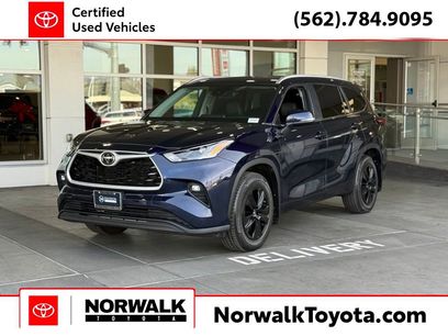 Used 2023 Toyota Highlander XLE