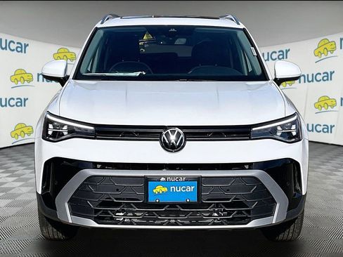 New 2026 Volkswagen Taos SE AWD/4WD image 3