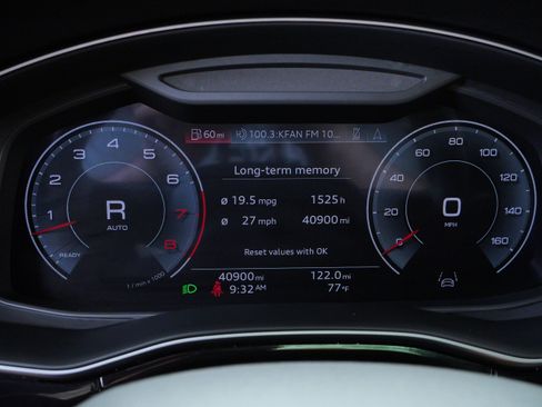 Used 2023 Audi Q8 Premium Plus w/ Premium Plus Package AWD/4WD image 32