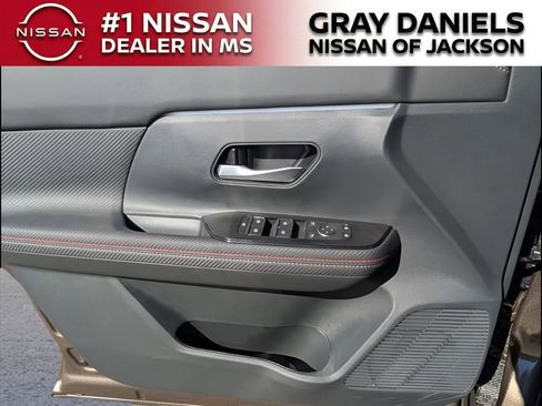 New 2026 Nissan Kicks SR w/ Cold Weather Package AWD/4WD image 13