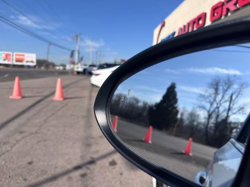 Used 2023 Hyundai Sonata SEL image 12