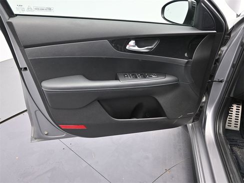 Certified 2023 Kia Forte GT-Line w/ GT-Line Premium Package image 18