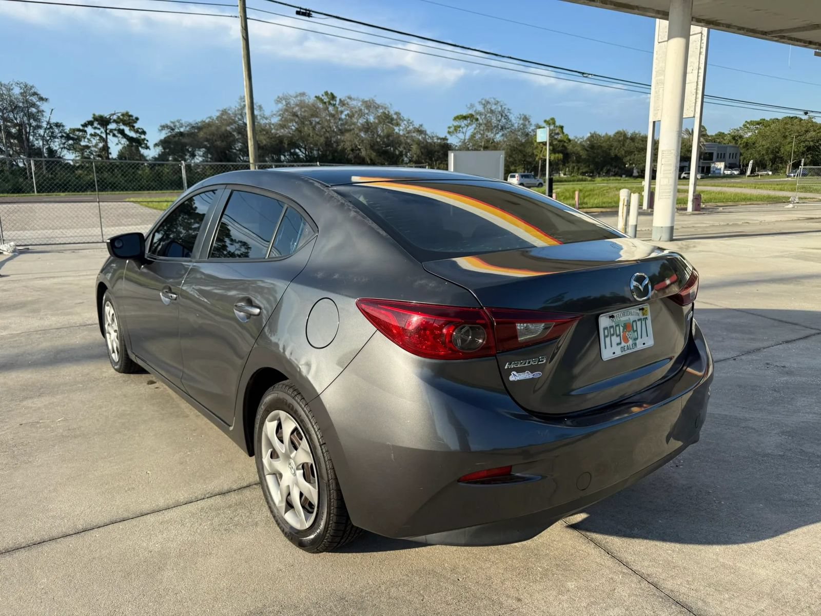 Used 2014 MAZDA MAZDA3 i SV FWD image 8