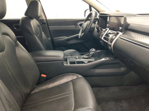 Used 2023 Kia Sorento S w/ Panoramic Sunroof Package FWD image 21