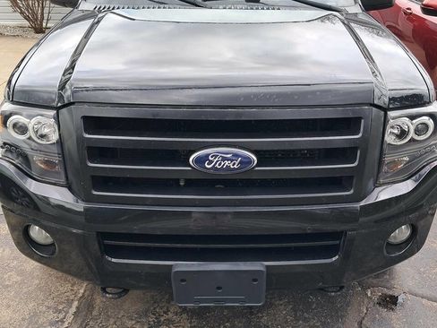 Used 2013 Ford Expedition Limited image 3