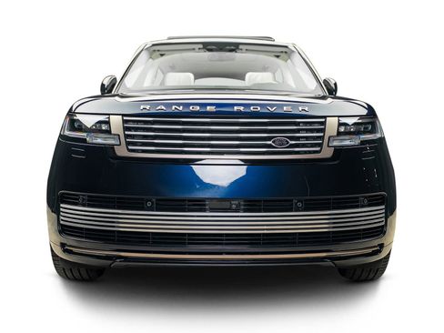 Used 2024 Land Rover Range Rover SV image 8