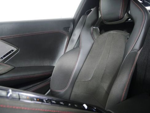 Used 2020 Chevrolet Corvette Stingray Premium Cpe w/ 3LT Preferred Equipment Group image 25