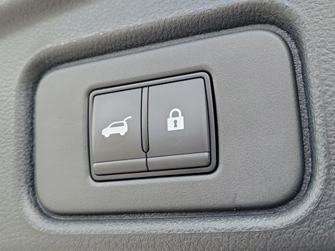 Certified 2025 Nissan Pathfinder SL AWD/4WD image 7