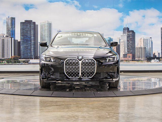 Used 2026 BMW 430i xDrive Coupe w/ Convenience Package AWD/4WD image 3