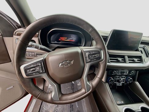 Used 2023 Chevrolet Tahoe Z71 w/ Z71 Off-Road Package AWD/4WD image 18