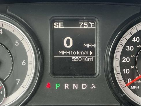 Used 2023 RAM 1500 Classic SLT AWD/4WD image 34