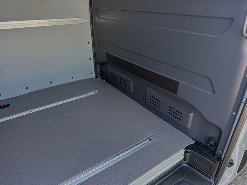 New 2024 Mercedes-Benz eSprinter 170 Cargo image 12