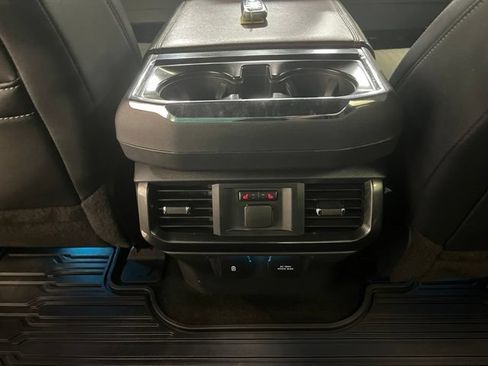 Used 2021 Ford F150 Lariat w/ Equipment Group 502A High AWD/4WD image 25