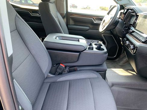 Certified 2025 GMC Sierra 1500 Elevation image 27