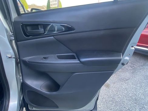 Used 2020 Mitsubishi Eclipse Cross ES FWD image 17