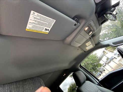 Used 2023 Ford F150 XLT image 9