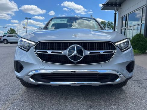 Certified 2025 Mercedes-Benz GLC 300 GLC 300 image 2