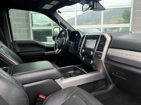Used 2019 Ford F350 Platinum w/ Platinum Ultimate Package AWD/4WD image 55