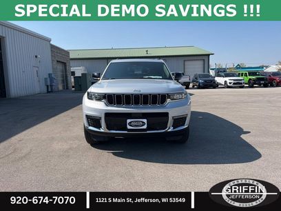 New 2025 Jeep Grand Cherokee L Limited w/ Luxury Tech Group II