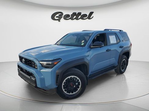 Used 2025 Toyota 4Runner TRD Off-Road Premium image 1
