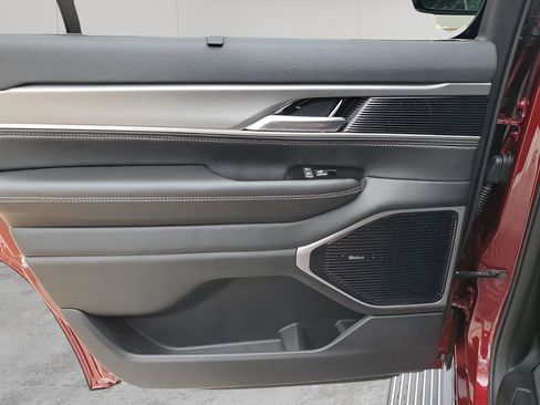 New 2026 Jeep Grand Wagoneer Limited image 17