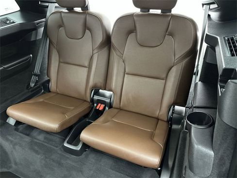 Certified 2023 Volvo XC90 B6 Plus w/ Protection Package Premier image 24