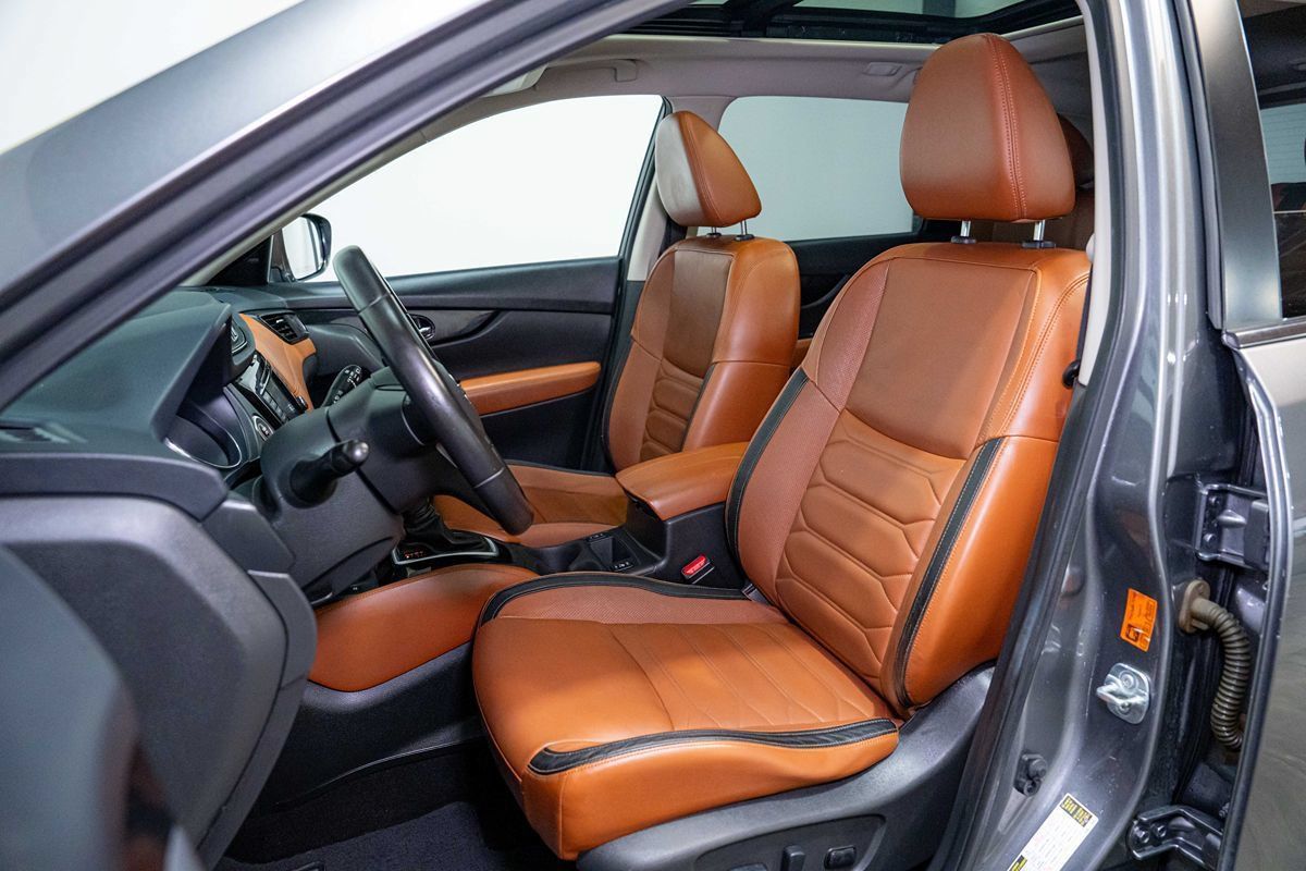 Used 2018 Nissan Rogue SL w/ Premium Package FWD image 10