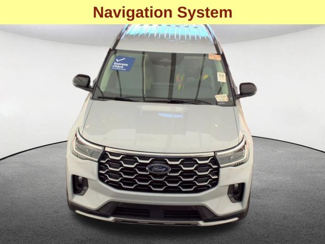 Used 2026 Ford Explorer Platinum w/ LUX Leather Package AWD/4WD image 4