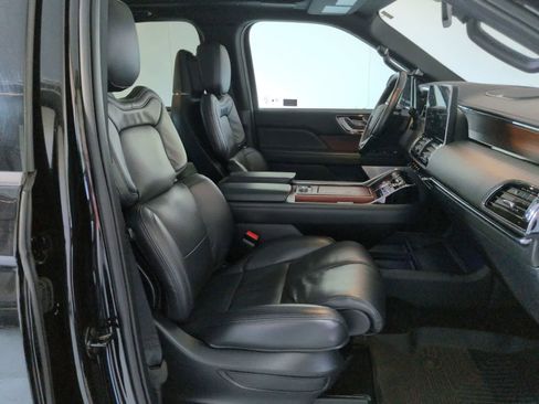 Used 2023 Lincoln Navigator Reserve w/ Equipment Group 201A image 22