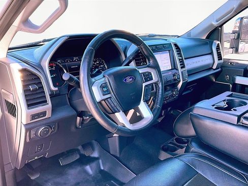 Certified 2019 Ford F250 Lariat w/ Chrome Package image 14